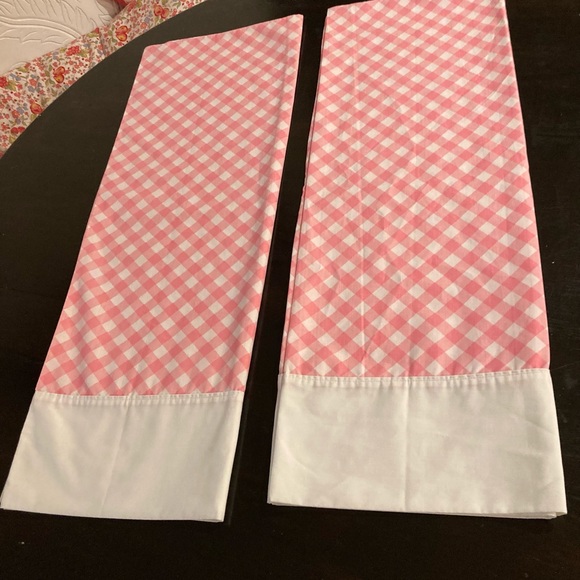 Vintage pair of King sized Springmade pillow cases - Picture 2 of 10